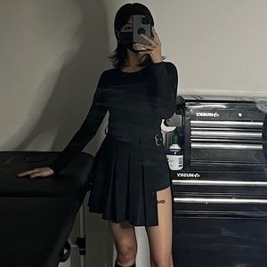 Hyein Seo Pleated Skirt with side slit